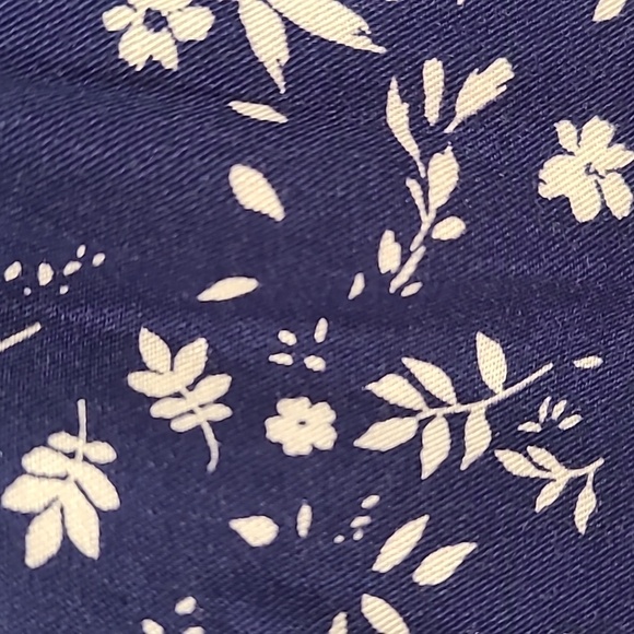 Jane and Delancey button-down collar tie dress | Blue with white floral design​ - Picture 2 of 8